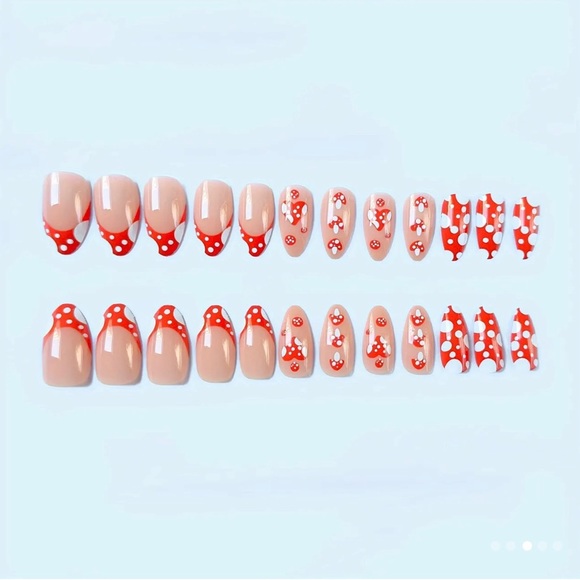 Press-On Nails with Epic Nail Art (Nail Glue Included!) - Picture 2 of 5